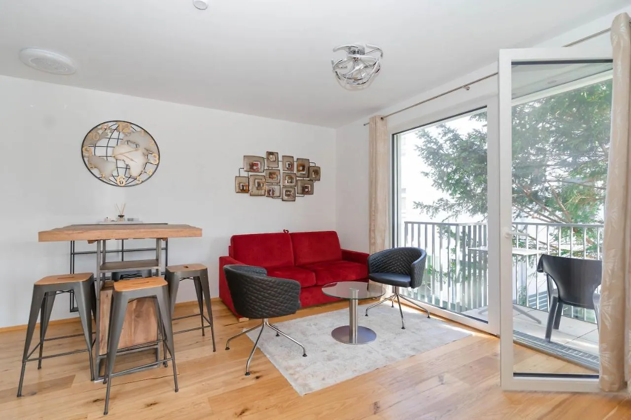 Luxurious Apartment With Big Balcony Near City Center Вена