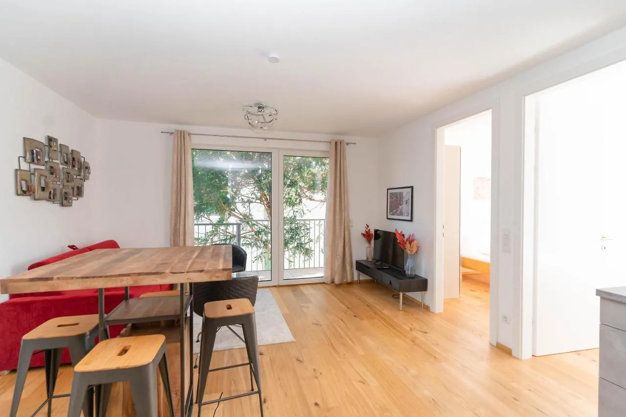 Luxurious Apartment With Big Balcony Near City Center Вена