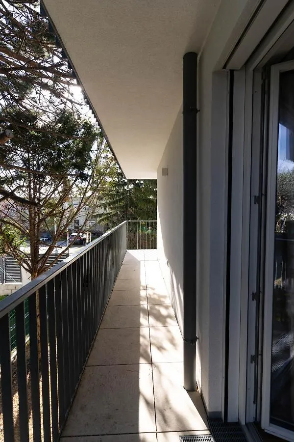 Luxurious Apartment With Big Balcony Near City Center Вена
