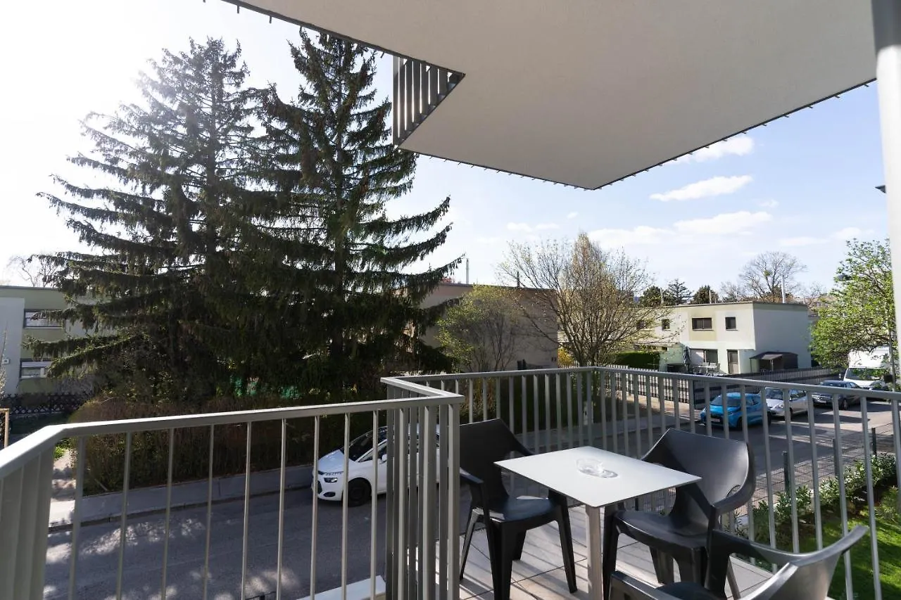 Luxurious Apartment With Big Balcony Near City Center Вена 0*,  Австрия